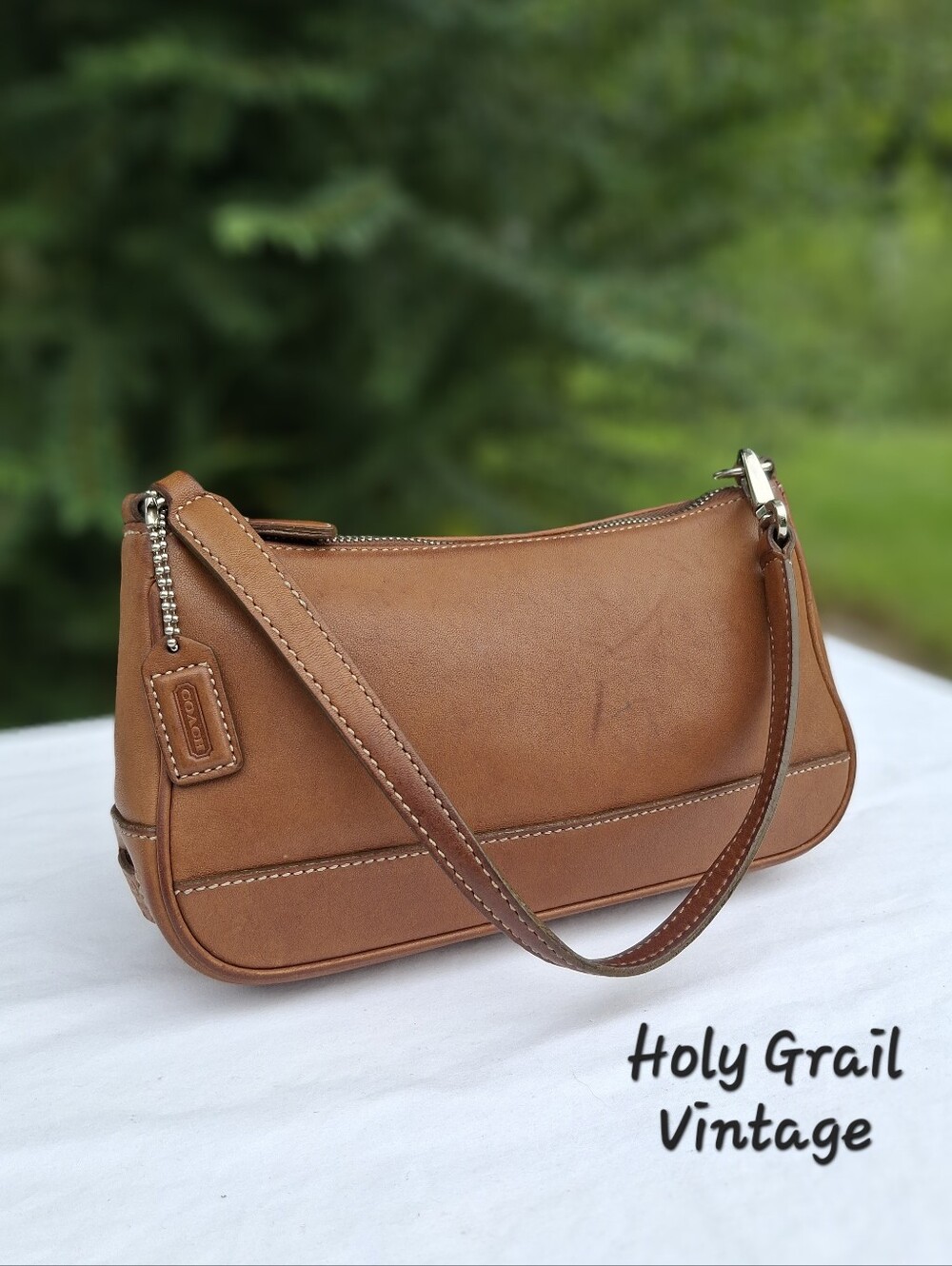 Vintage 2000 Y2K Coach British Tan Leather Hampton Demi Baguette #7785